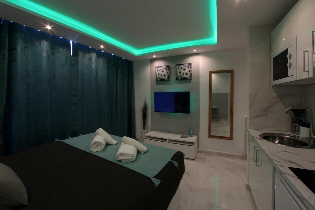 Modern Studio With A Sea View And Pool Access Ponderosa 801 Playa de las Américas Eksteriør billede