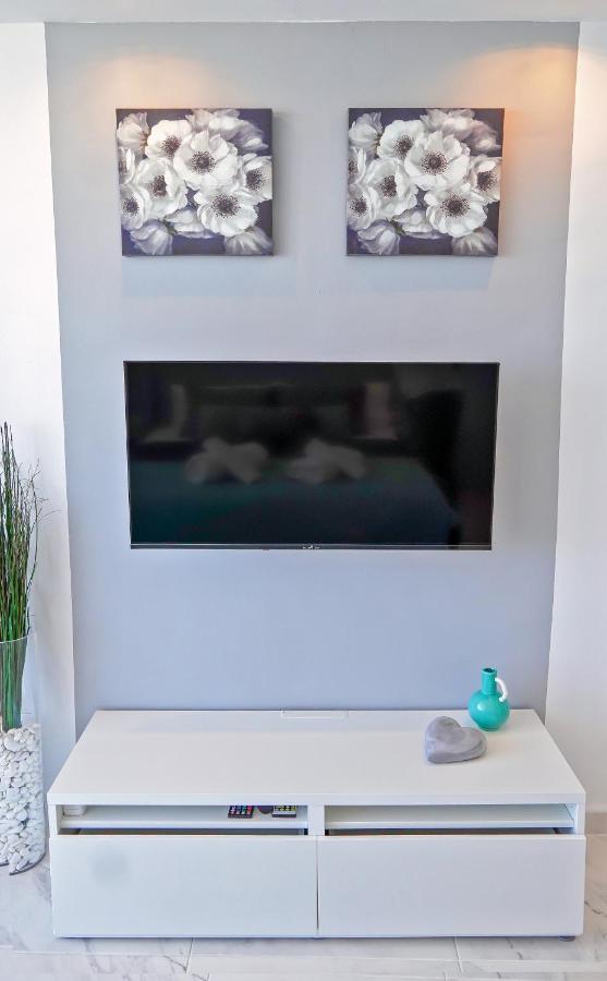 Modern Studio With A Sea View And Pool Access Ponderosa 801 Playa de las Américas Eksteriør billede