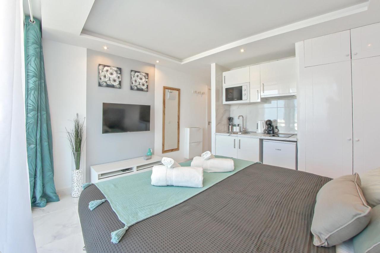 Modern Studio With A Sea View And Pool Access Ponderosa 801 Playa de las Américas Eksteriør billede