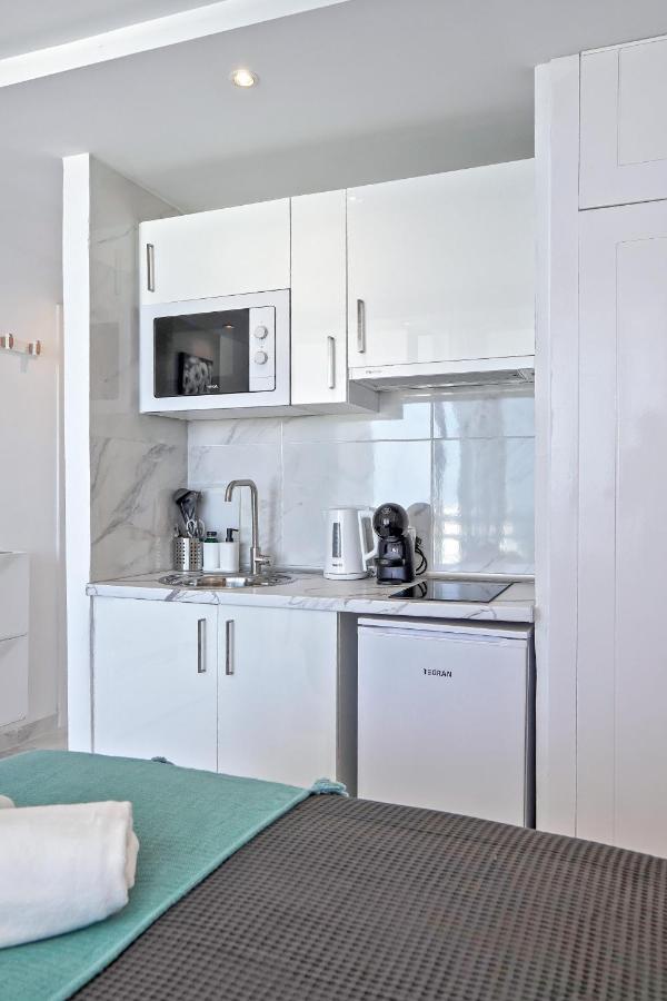 Modern Studio With A Sea View And Pool Access Ponderosa 801 Playa de las Américas Eksteriør billede